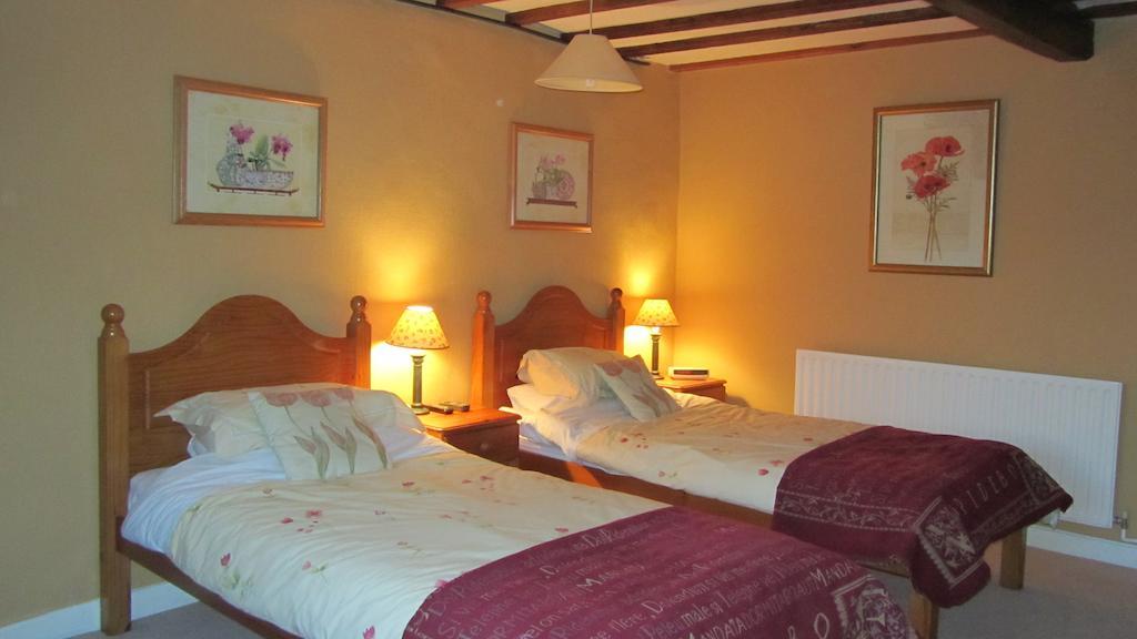 Wickham House Bed and Breakfast Cornisholme Δωμάτιο φωτογραφία