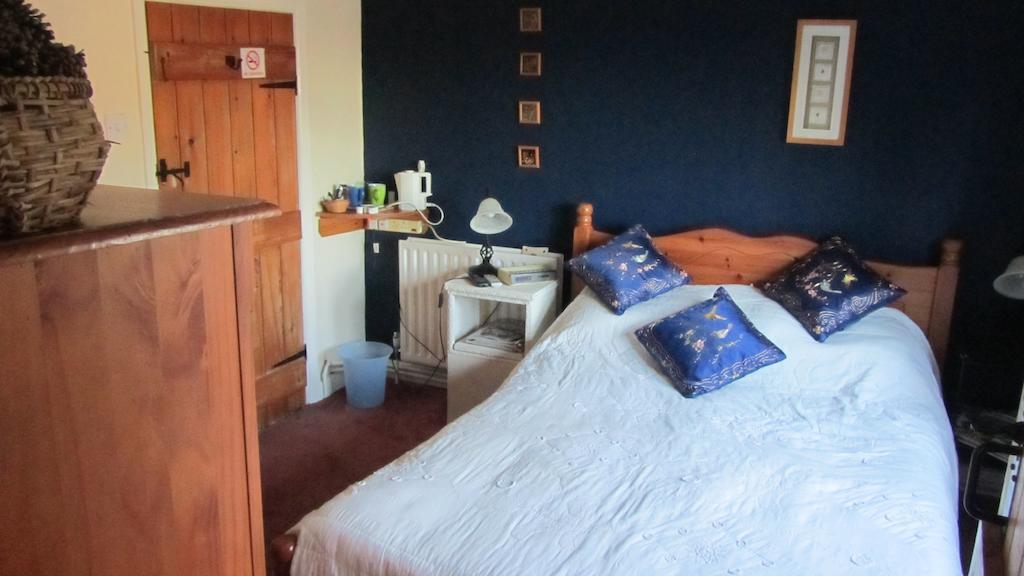 Wickham House Bed and Breakfast Cornisholme Δωμάτιο φωτογραφία